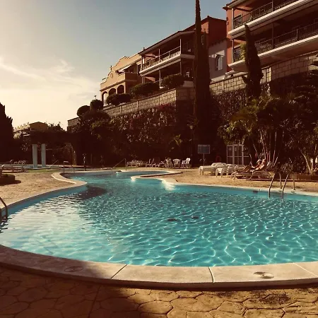 With 3 Bedrooms In With Private Pool Furnished Terrace And Wifi