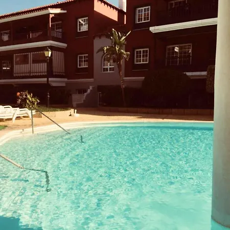 With 3 Bedrooms In With Private Pool Furnished Terrace And Wifi 아파트